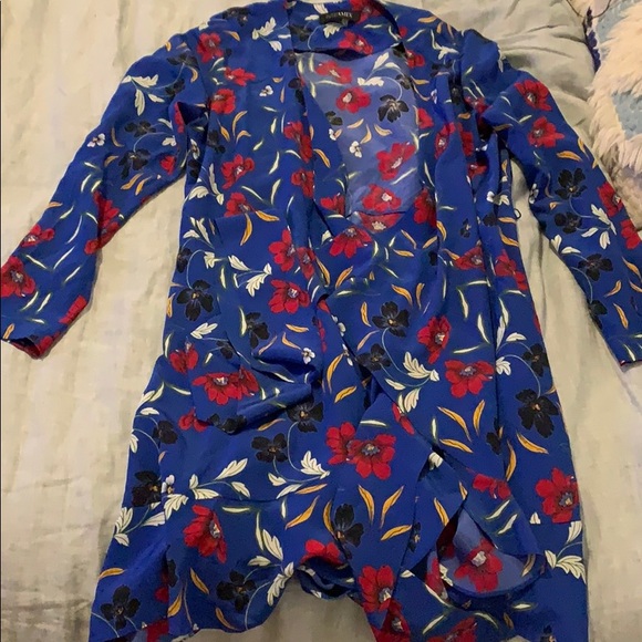 INTERMIX Dresses & Skirts - Intermix floral wrap dress